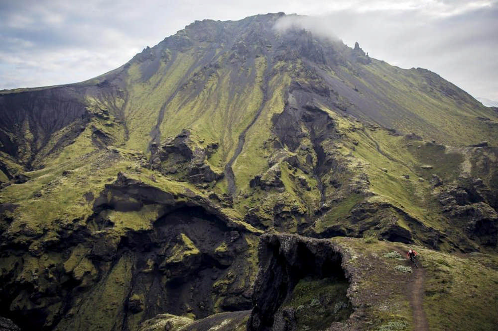 冰島／登山越野車／單線山徑／火山 Eyjafjallajökul 