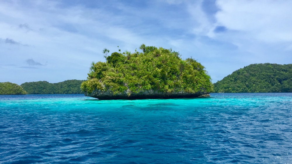 帛琉彩虹島嶼